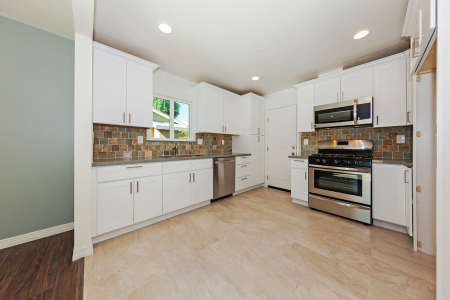 7523 Black Oak, SAN DIEGO