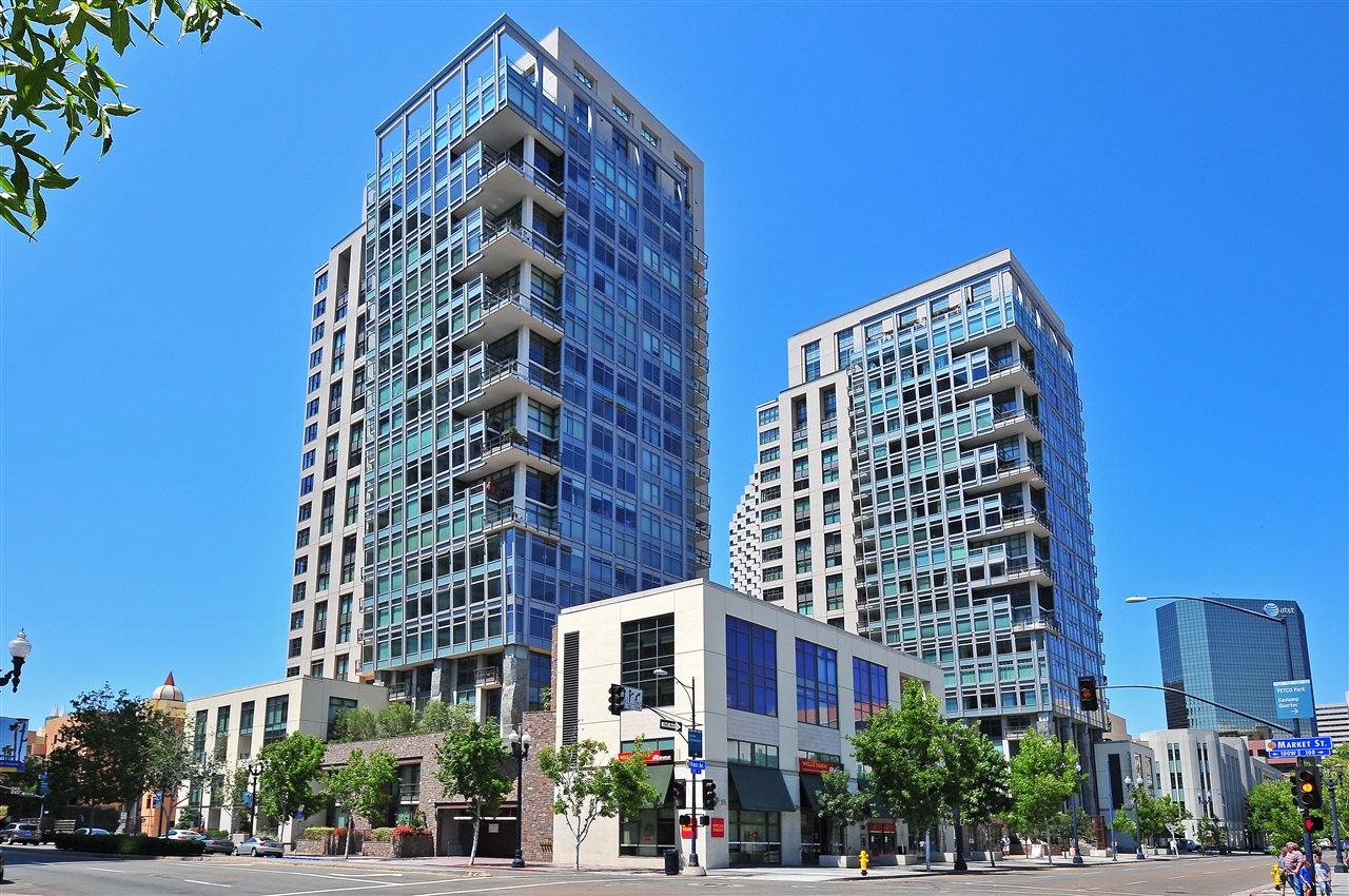 645 Front 1005, DOWNTOWN